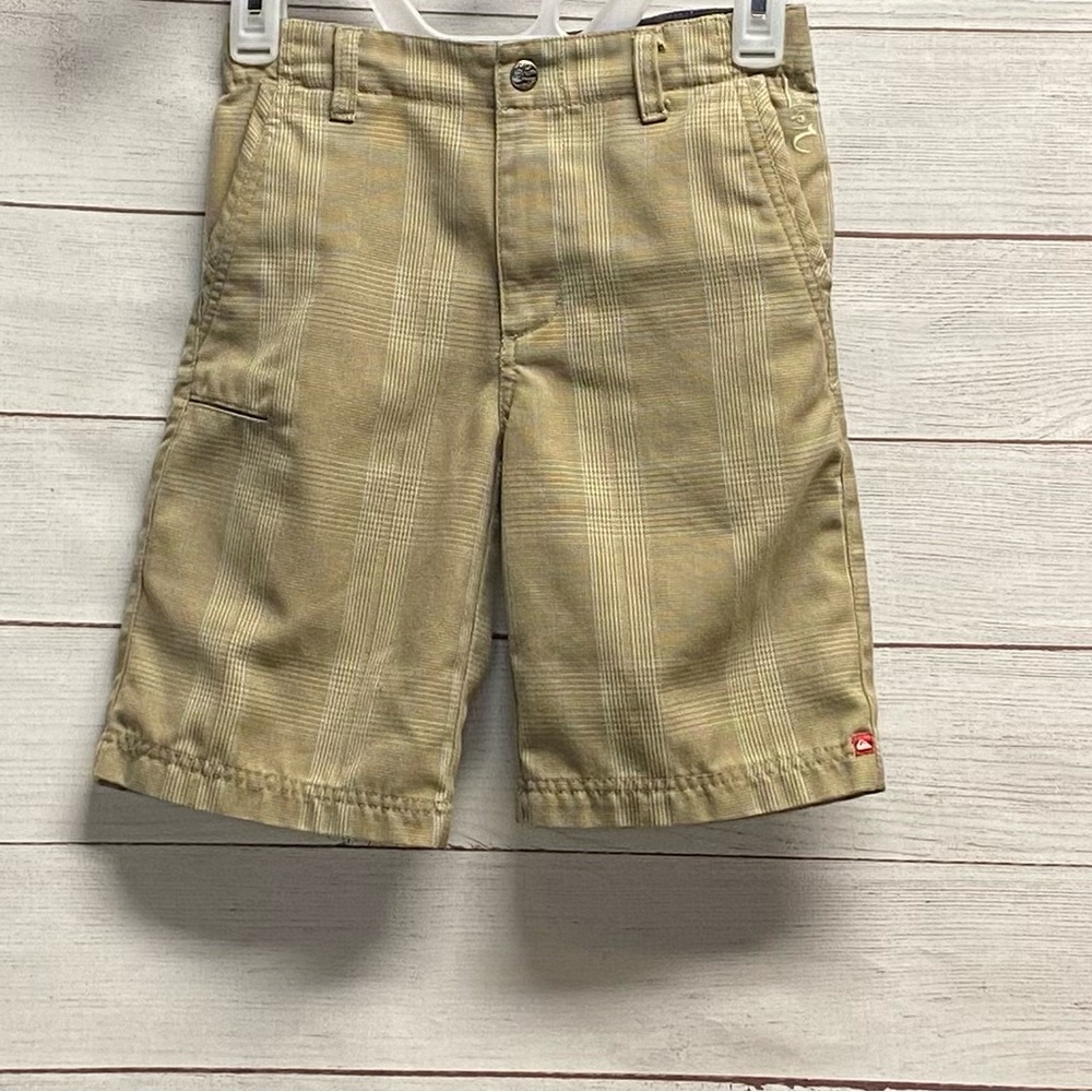 L Boys Quiksilver Tan Plaid Shorts